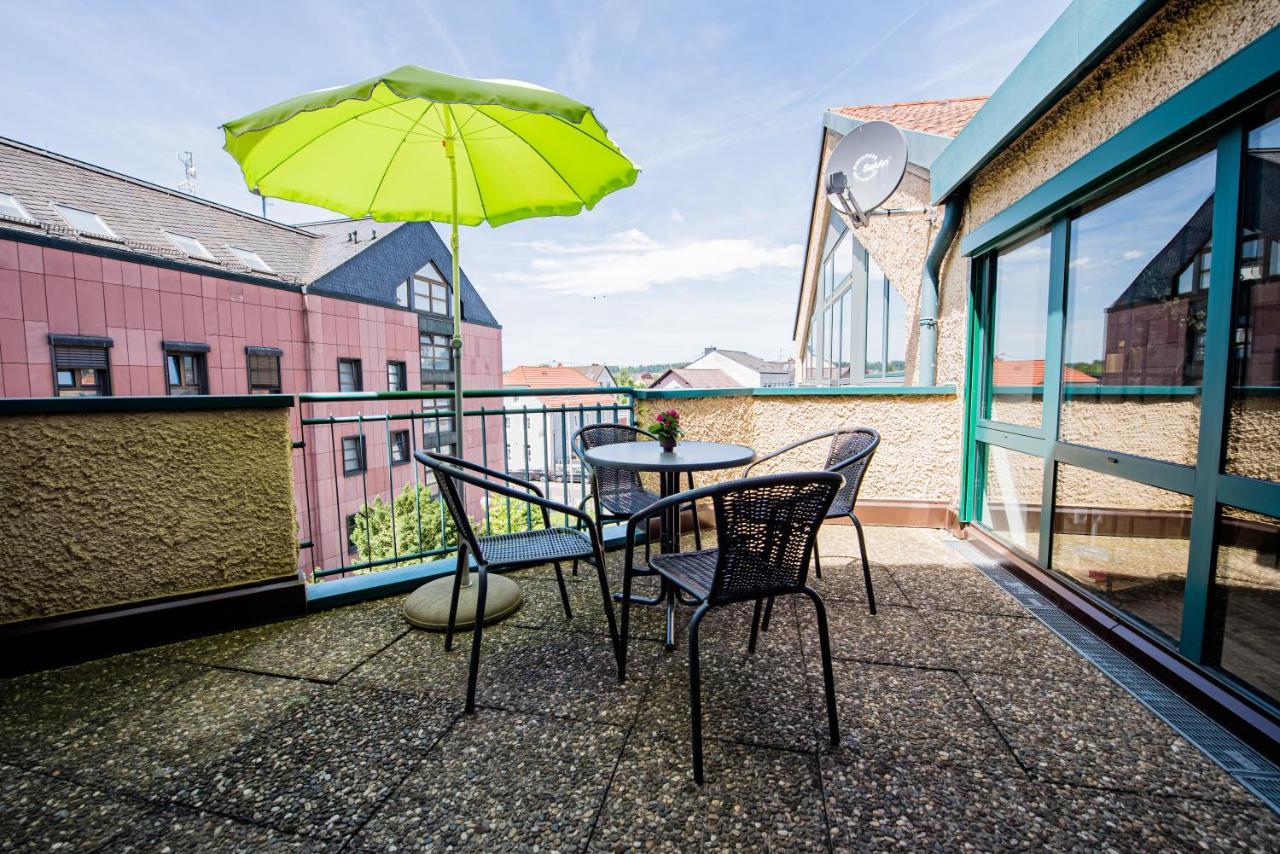 Industrie Stil Apartment Unweit Vom See Losheim Exterior photo